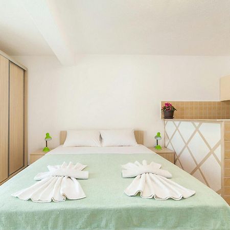 Hana Accommodation Sveti Stefan Exteriör bild