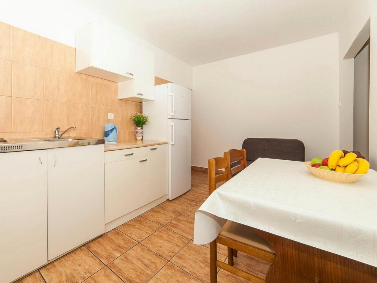 Hana Accommodation Sveti Stefan Rum bild