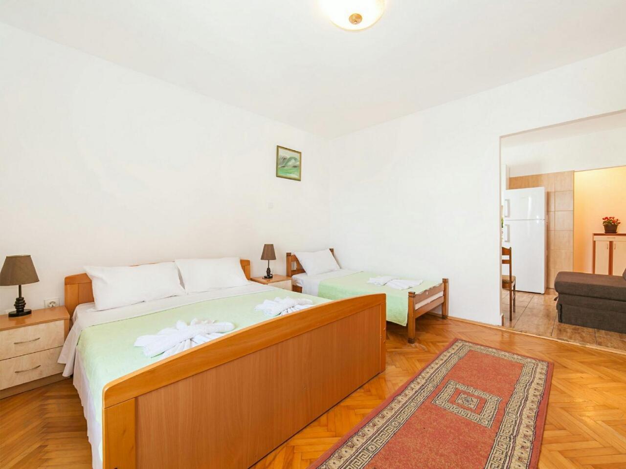 Hana Accommodation Sveti Stefan Exteriör bild
